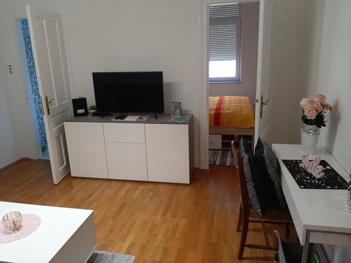 Apartman Kod Kestena Осиек Екстериор снимка