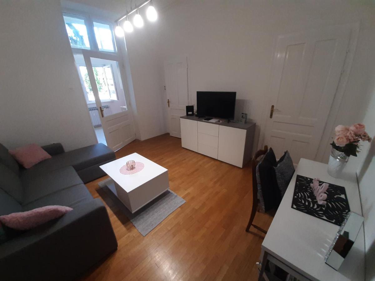 Apartman Kod Kestena Осиек Екстериор снимка