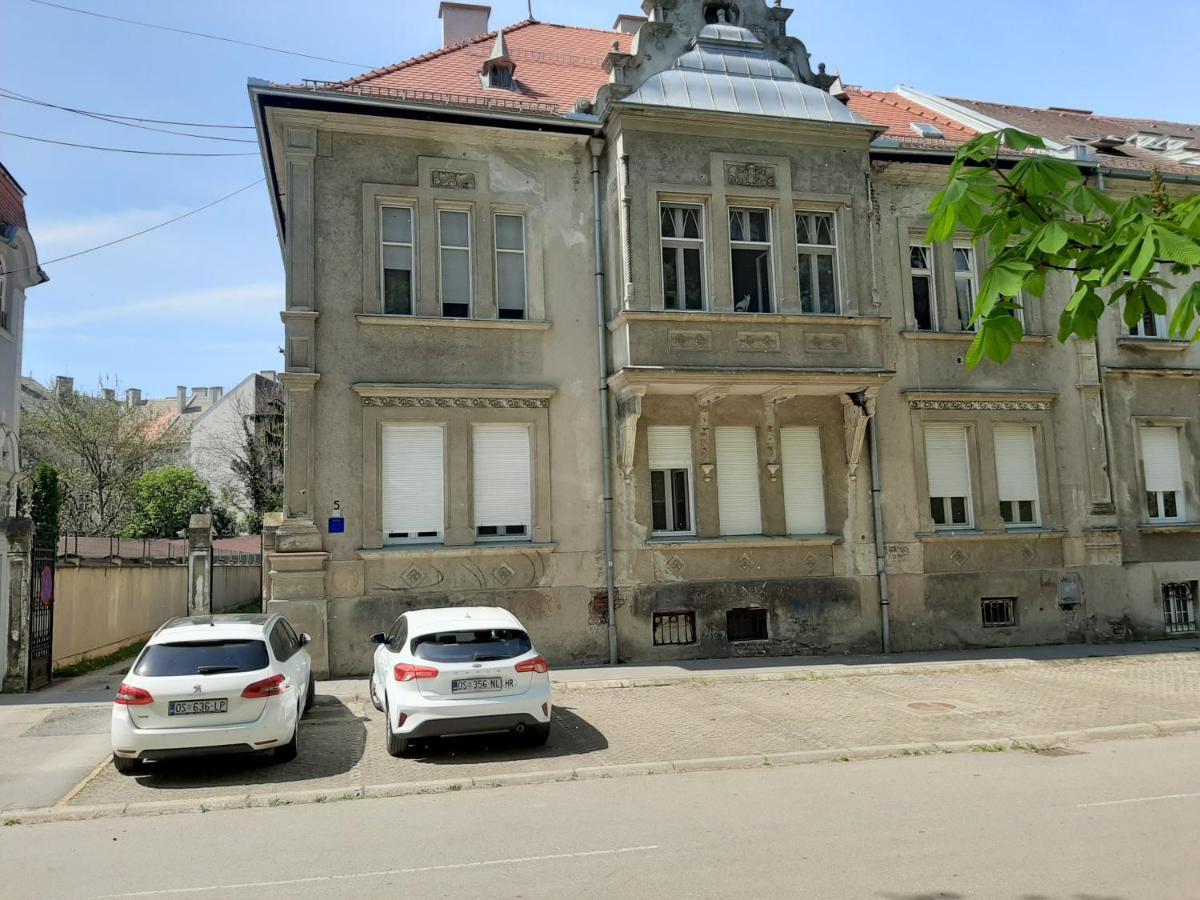 Apartman Kod Kestena Осиек Екстериор снимка